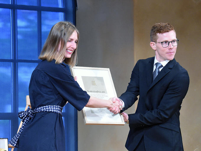 Minister of Research and Higher Education Iselin Nybø presented the Nils Klim Prize for 2019 to philosopher Finnur Dellsén, Photo: Sven Gj. Gjeruldsen, The Royal Court
